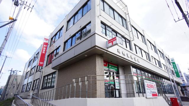 札幌東郵便局：679m