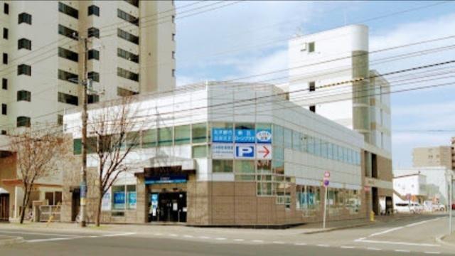 北洋銀行北十五条支店：611m