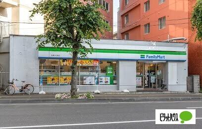 ファミリーマート札幌中の島店：415m