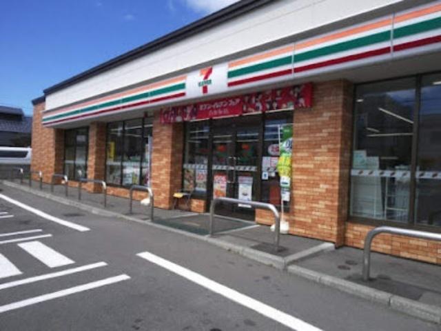 セブンイレブン札幌北12条東店：447m