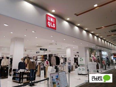 ユニクロラソラ札幌店：666m