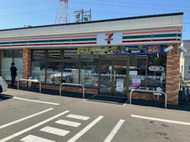 セブンイレブン札幌伏古12条店：957m