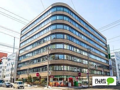 北海道銀行南一条支店：466m