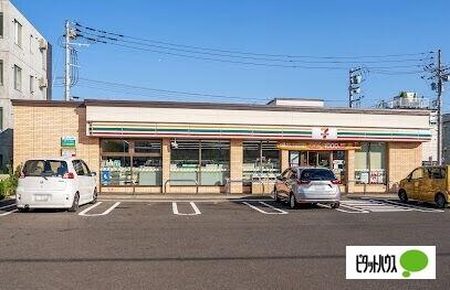 セブンイレブン札幌美園10条店：74m