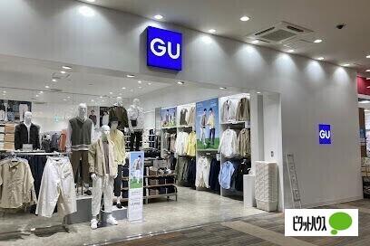 ジーユーラソラ札幌店：855m
