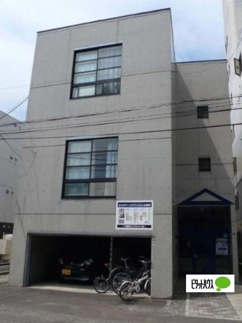 ビッグバーンズマンション水車町（201） 外観