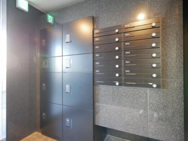 ＵＲＢＡＮ　ＦＬＡＴＳ　北２４条（303） ロビー