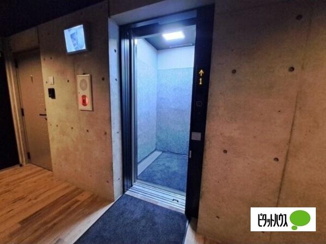 アールズ・コート平岸（102） ロビー