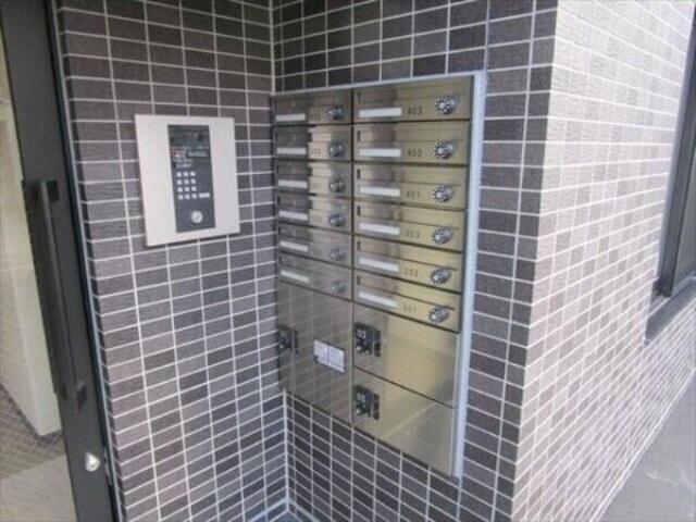 ラメゾン麻生（303） エントランス