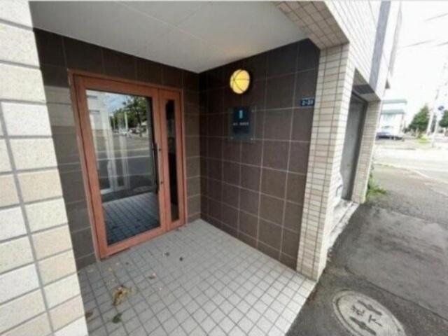 アズライトＮ１７（402） エントランス