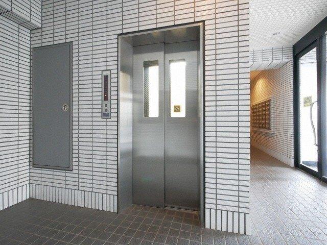 リベル元町（707） ロビー