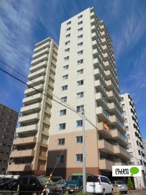 ビッグパレス南１２条　（202） 外観