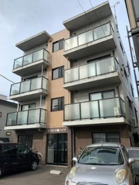 イースト9条ハイツ（302） 外観