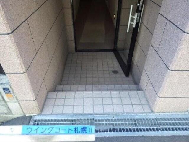 ウイングコート札幌Ⅱ（101） エントランス