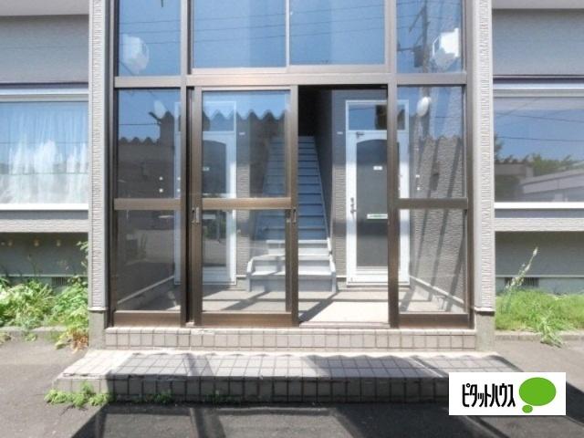 グリーンハイツ（102） エントランス