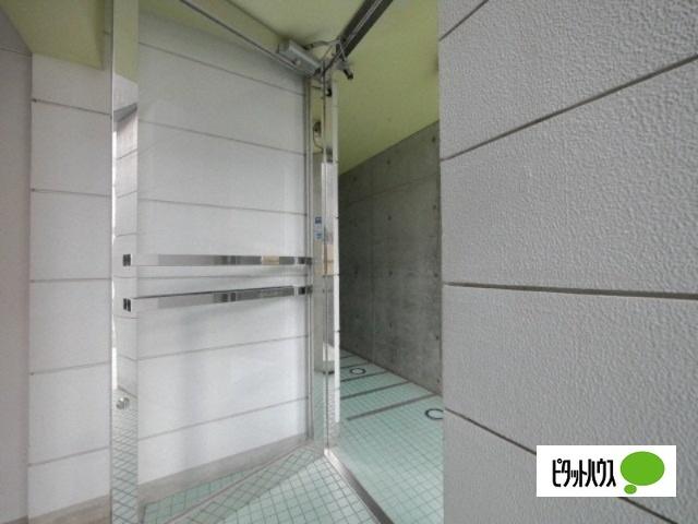 アレイ１８（405） エントランス
