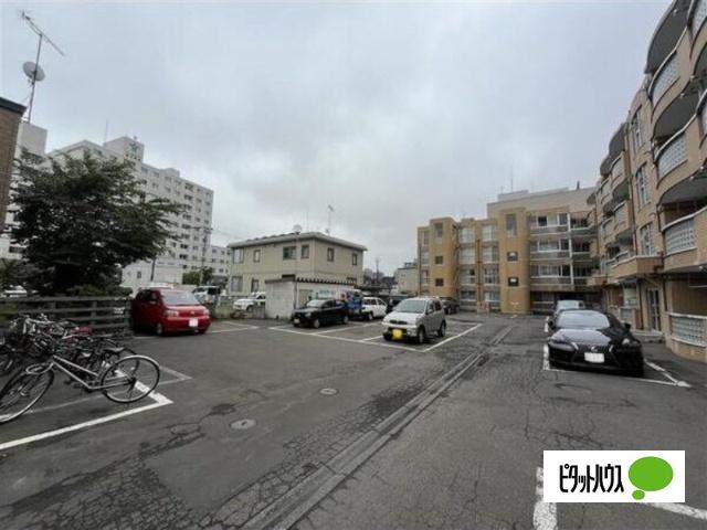 ハイムプロティア（211） 駐車場