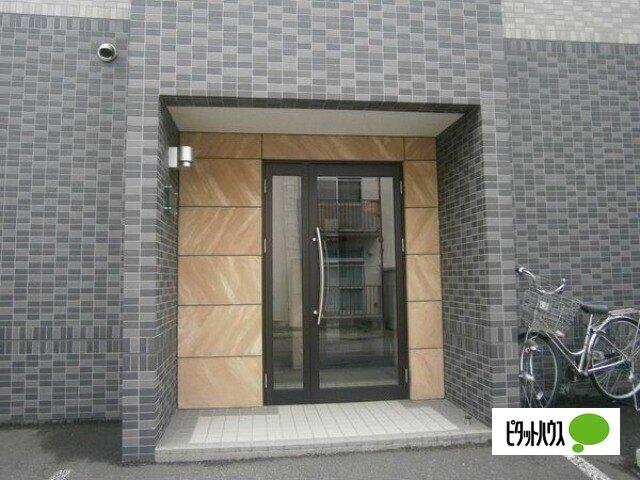 ヴェルシーナ南平岸（302） エントランス