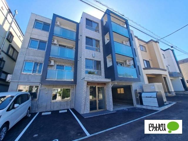 福住駅より徒歩8分 新築 4階建の賃貸物件