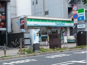 ファミリーマート高崎駅西口店：600m