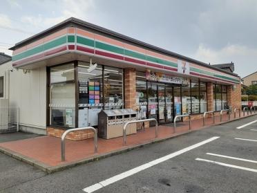 セブンイレブン棟高北店：1000m