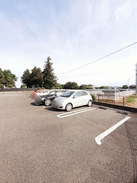 パルティール（104） 駐車場