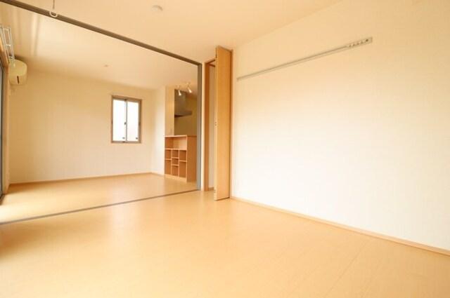 フェアリーテイル（102） 部屋画像