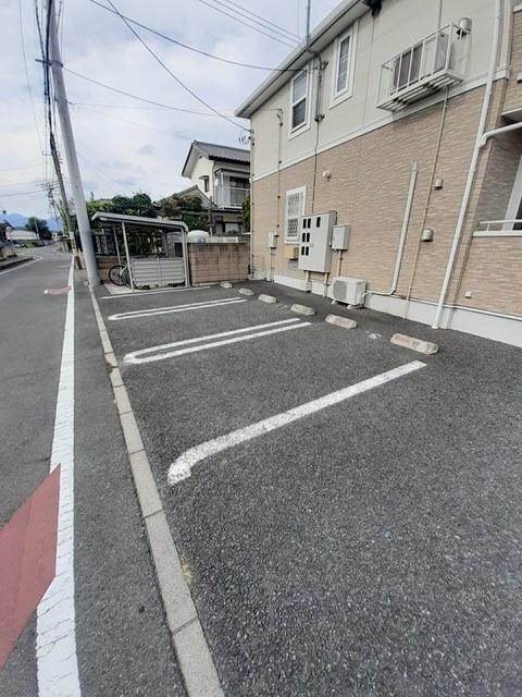 ラビスⅠ（202） 駐車場