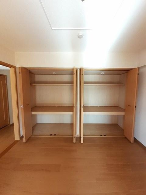 グランドレジデンス（203） 収納