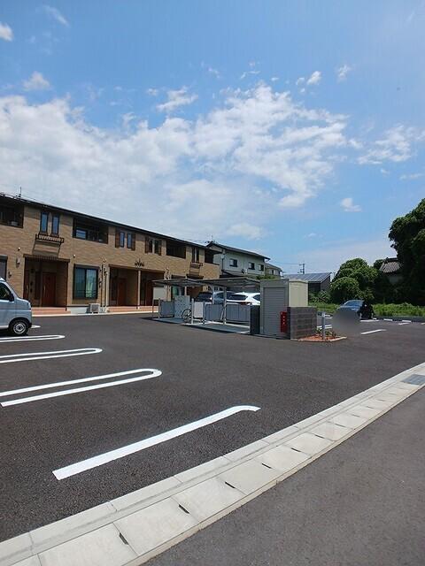 ラ　ヴィエ　ベル（202） 駐車場