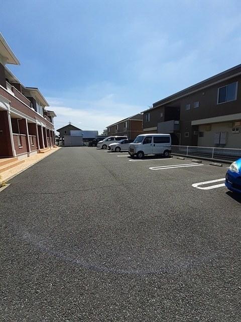メゾンド　ソレイユ（101） 駐車場