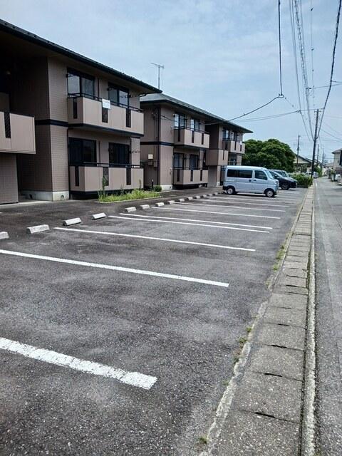 サンワハイツ八千代Ｂ（101） 駐車場