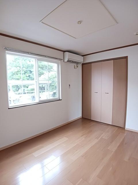 パレ・フォートクロサワＢ棟（102） 室内