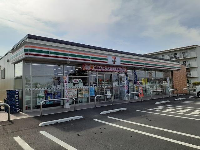 セブンイレブン大沢町店：450m