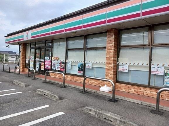 セブンイレブン山名町店：1700m