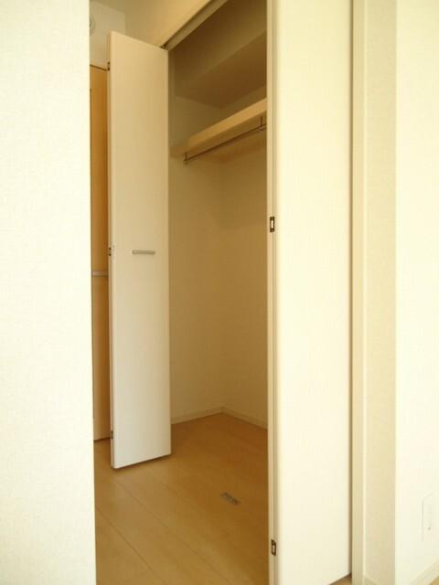 ルチアーノ（302） 収納