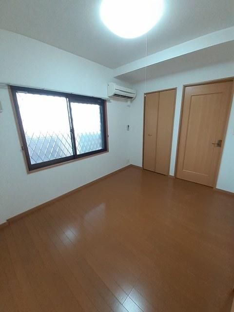 Ｇｒａｎｄ　Ｌｅａｇａ（704） 室内