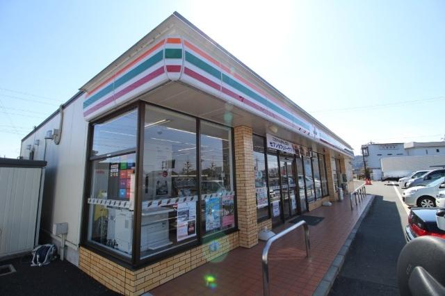 セブンイレブン高崎旭町店：219m