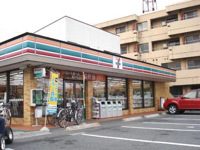 セブンイレブン高崎貝沢町店：866m
