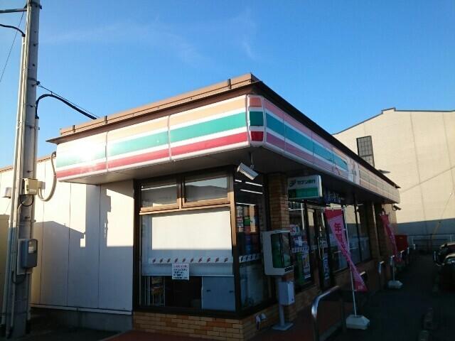セブンイレブン上佐野町店：300m