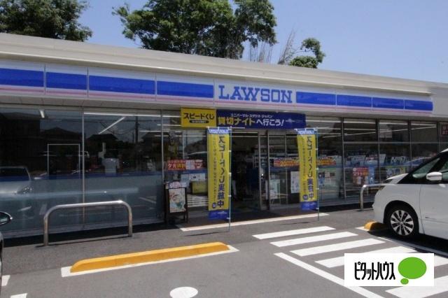 ローソン高崎上大類町店：677m