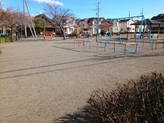 はちまん公園：500m