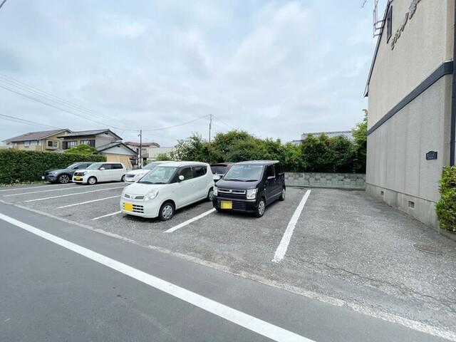 セジュール藤塚　Ａ（205） 駐車場