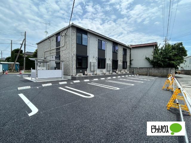 ＳＨ．あらい（101） 駐車場