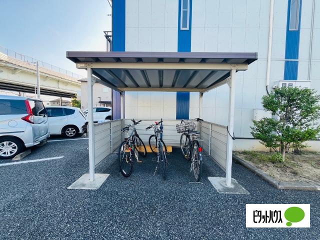 サージ　Ａ（101） 共有部分