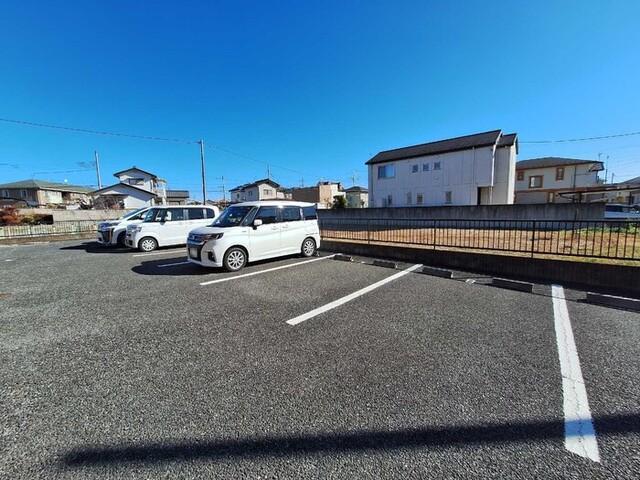リビングタウン双葉　Ａ/Ｂ（A202） 駐車場