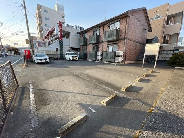 メゾン･アヴァンセ（203） 駐車場
