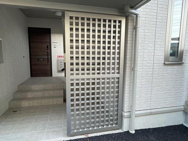 エヴァーヒルズ（101） エントランス