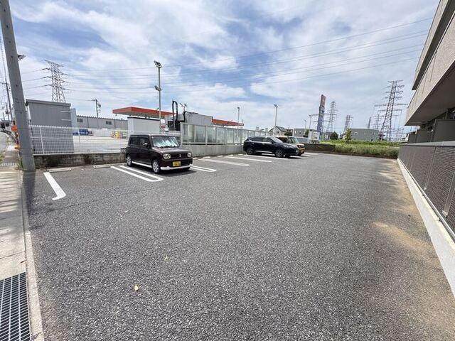 サン アルト　Ⅰ（105） 駐車場