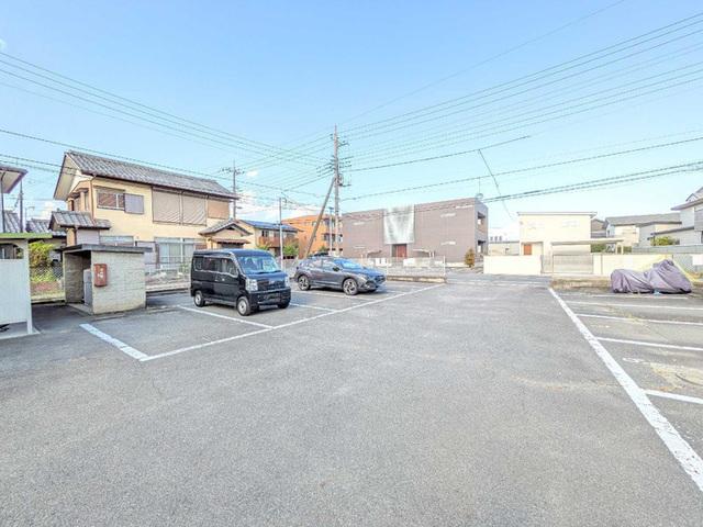 グレイスエステート　Ａ（202） 駐車場
